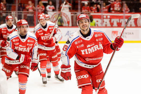 Timrås Ty Rattie jublar