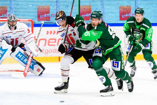 Örebros Jani Lajunenoch och Färjestads Jacob de la Rose
