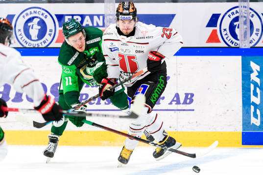 Färjestads Joakim Nygård och Örebros Petr Zámorský