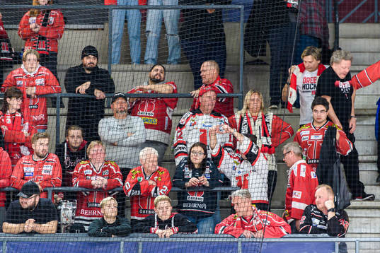 Örebros supportrar deppar