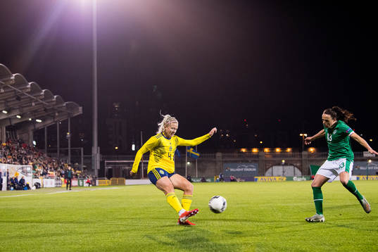 Hanna Glas of Sweden and Áine O'Gorman of Ireland