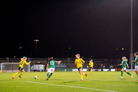 Sofia Jakobsson and Hanna Glas of Sweden at Tallaght Stadium
