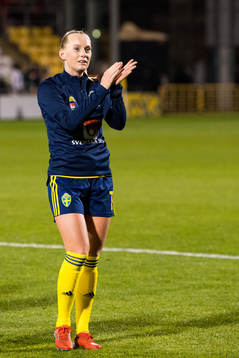 Stina Blackstenius of Sweden celebrate