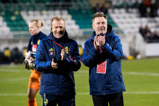 Pontus Ekblom, physio and Peter Gerhardsson, head coach of