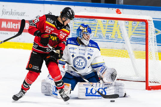 Luleås Radek Muzik och Leksands målvakt Kasimir Kaskisuo