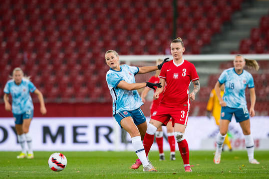 Lisa-Marie Karlseng Utland of Norway and Gabriela