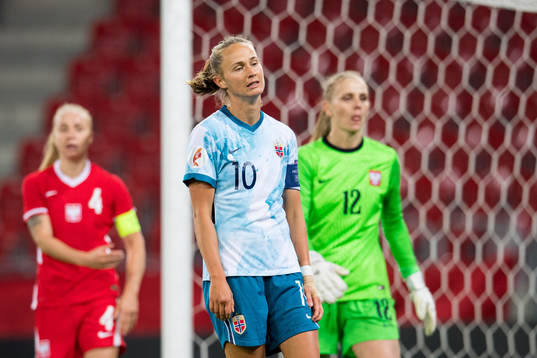 Caroline Graham Hansen of Norway looks dejected