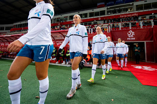 Lisa-Marie Karlseng Utland of Norway enters the pitch