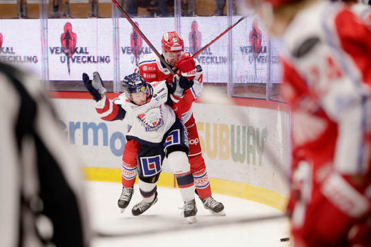 Linköpings Robert Lantosi och Timrås Tim Erixon