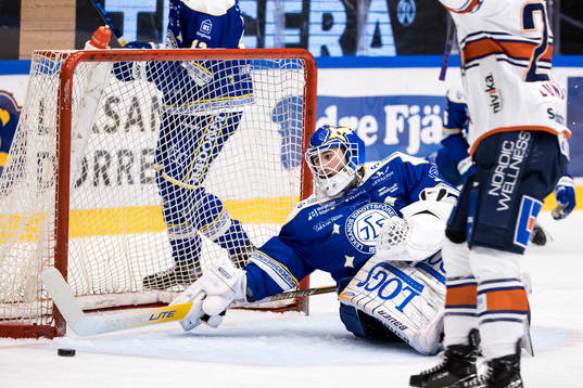 Leksands målvakt Kasimir Kaskisuo deppar