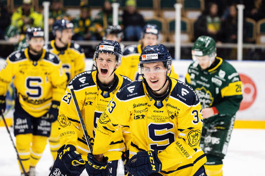 Bläddra bland fler bilder av Ishockey, Hockeyallsvenskan, Björklöven - Södertälje