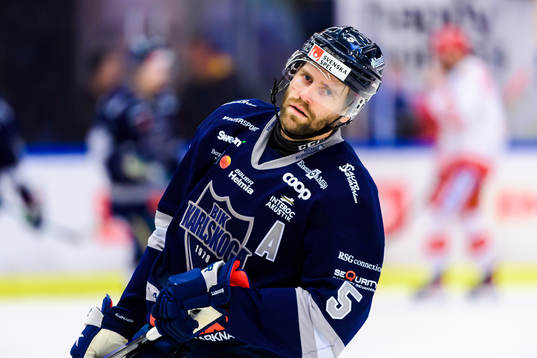 Karlskogas Johan Larsson deppar