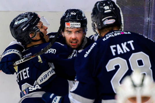 Karlskogas Kalle Jellvert jublar