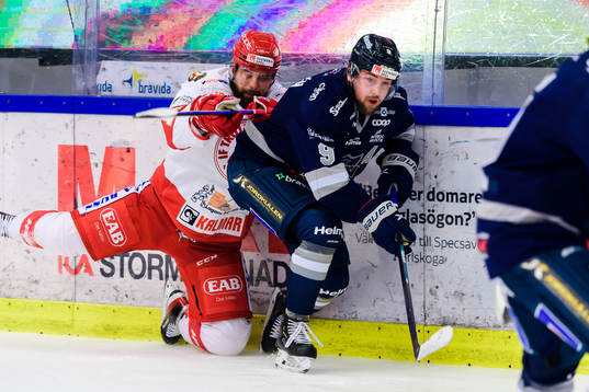Troja-Ljungbys  Tobias Törnkvist och Karlskogas Gustaf