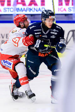 Troja-Ljungbys  Victor Romfors och Karlskogas Hugo