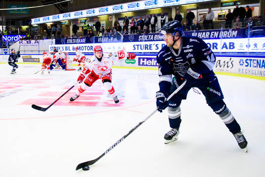 Troja-Ljungbys  Calle Ehrnberg och Karlskogas Henrik