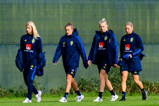 Sofia Jakobsson, Filippa Angeldahl, Stina Blackstenius and