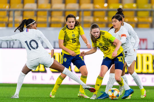 Frankrikes Shana Chossenotte och Alice Marques