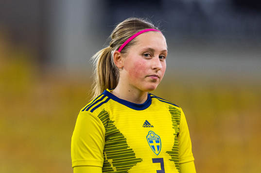 Sveriges Petronella Winblad vid line up