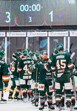 Kristianstads Viktor Grahn jublar med Gustav Olhaver