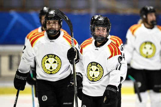 Brynäs Jaycee Gebhard jublar