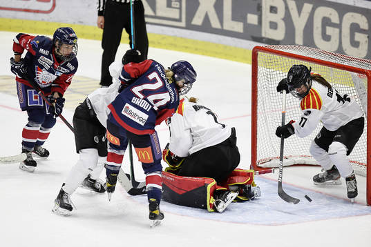 Räddning av Brynäs Jaycee Gebhard