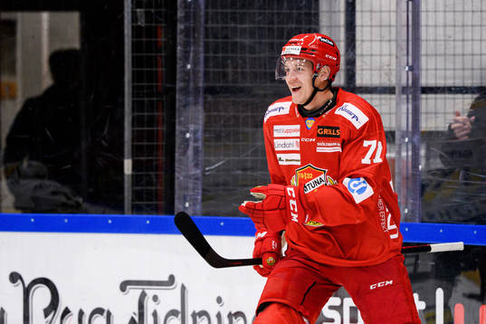 Almtunas Sebastian Benker jublar