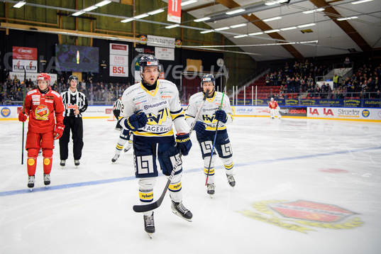 s Pontus Netterberg jublar