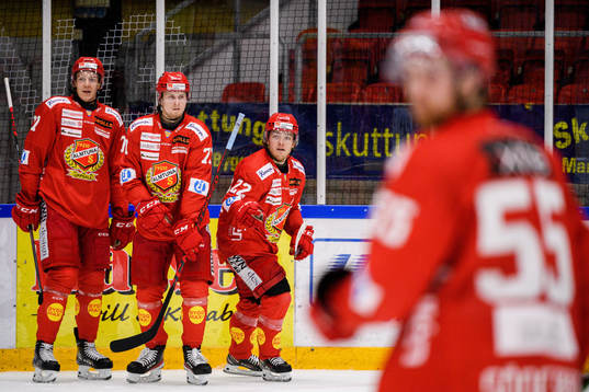 Almtunas Emil Berglund jublar