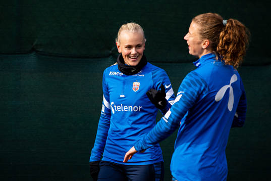 Karina Sævik and Synne Skinnes Hansen of the Norwegian