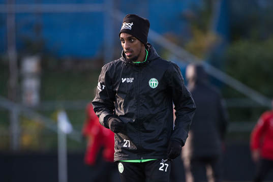 Västerås Taha Abdi Ali innan fotbollsmatchen i Superettan