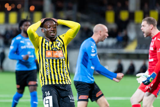 Häckens Benie Adama Traore deppar