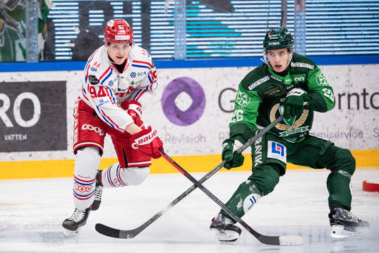 Timrås Sebastian Hartmann och Färjestads Joel Nyström