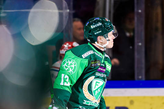 Färjestads Daniel Viksten jublar