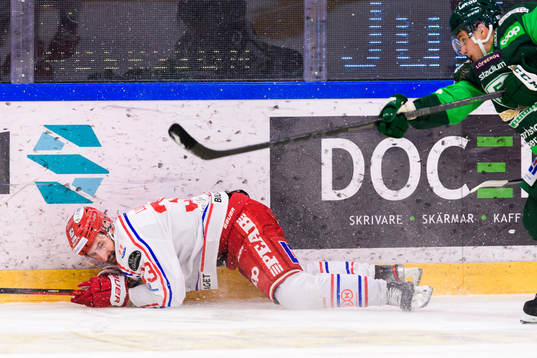 Timrås Albin Lundin och Färjestads Joel Nyström