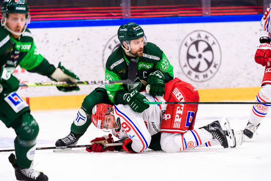 Färjestads Mikael Wikstrand och Timrås Ty Rattie