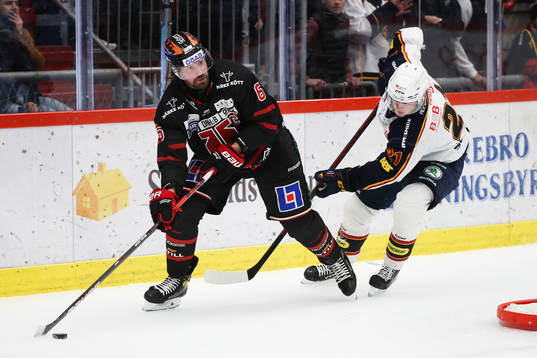 Örebros Stefan Warg  och Djurgårdens Filip Cederqvist