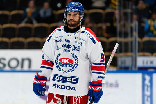 Oskarshamns Cameron Brace fick matchstraff