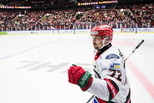 Frölundas Patrik Carlsson jublar