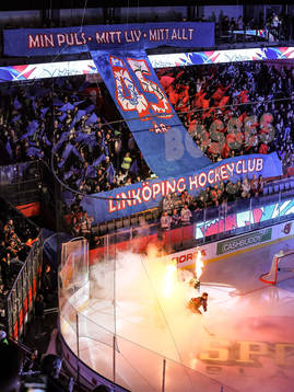 Intro med tifo