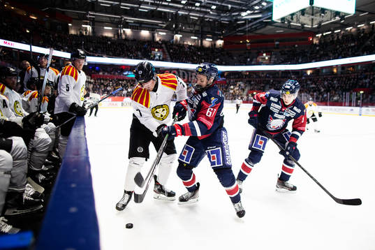 Brynäs Marcus Björk och Linköpings Markus Ljungh