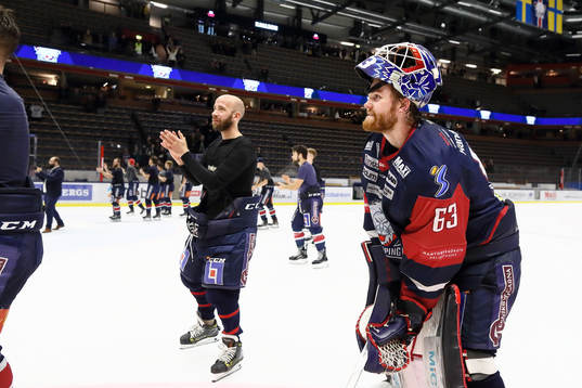 Linköpings spelare med målvakt David Rautio och Marcus