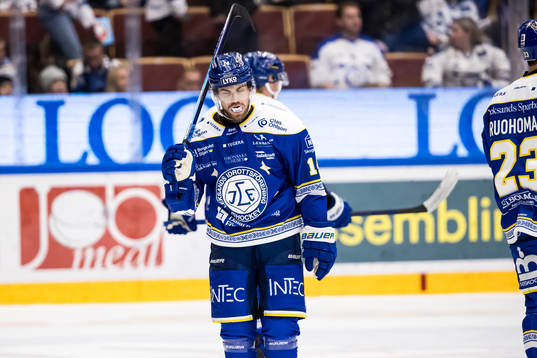 Leksands Oskar Lang deppar