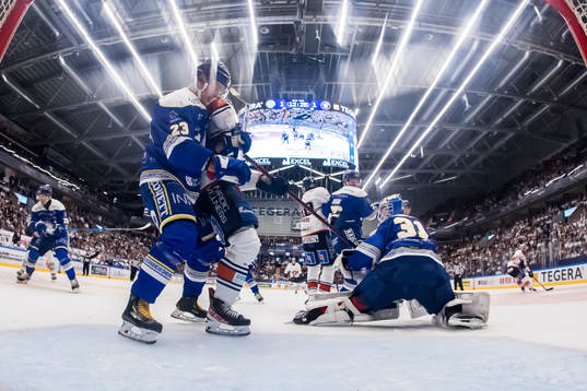 Leksands Mikael Ruohomaa och Leksands målvakt Kasimir