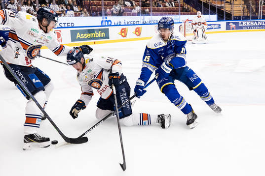 Växjös Pontus Holmberg och Joel Persson och Leksands Max