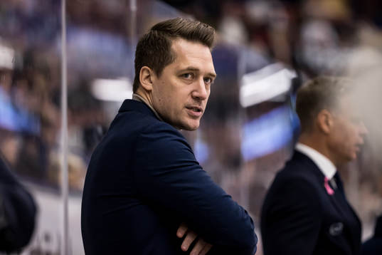 Växjös tränare Sam Hallam
