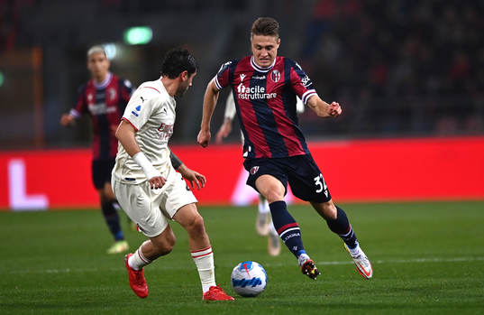 Mattias Svanberg of Bologna