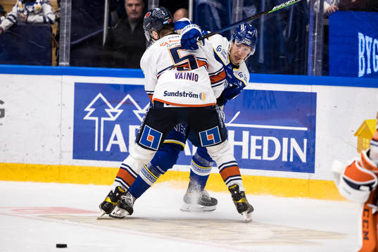 Leksands Carter Ashton och Växjös Juuso Vainio