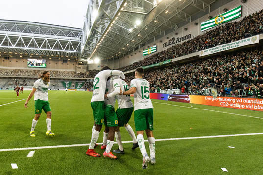 Hammarbys Gustav Ludwigson jublar