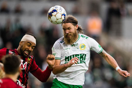 Östersunds Noah Sonko Sundberg och Hammarbys Bjørn